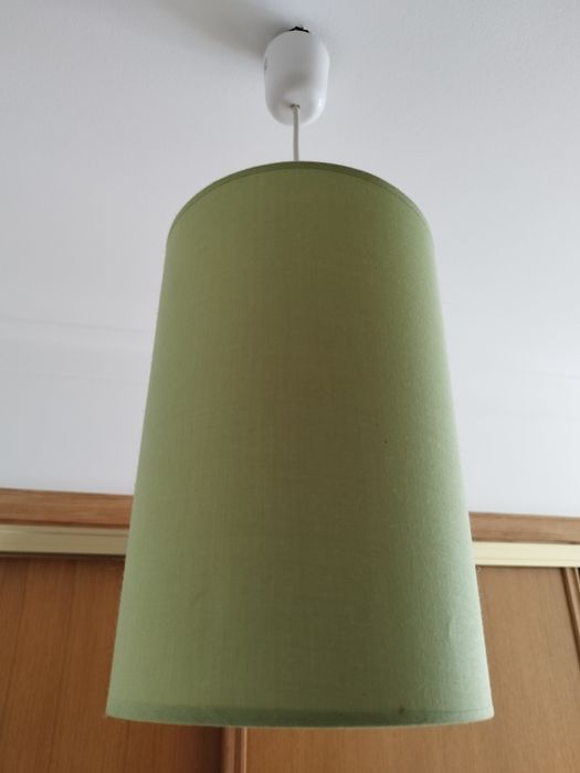 Candeeiro de teto verde