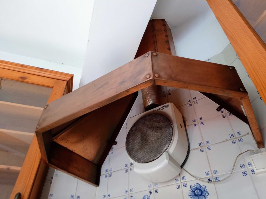 Chaminé em cobre martelado