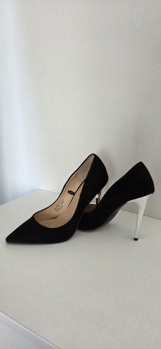 Туфли на шпильке 38 размер