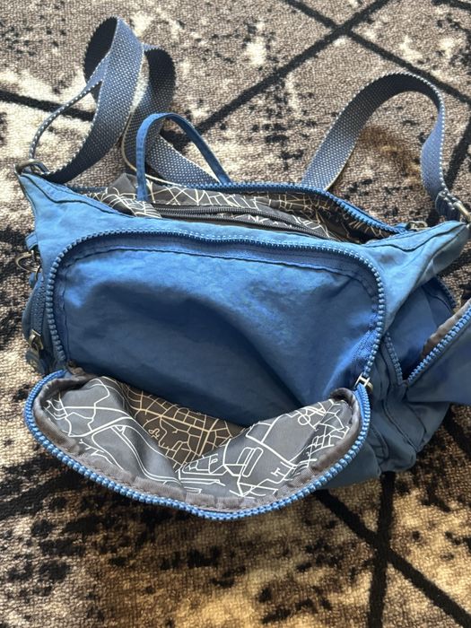 Жіноча сумка Kipling синього кольору