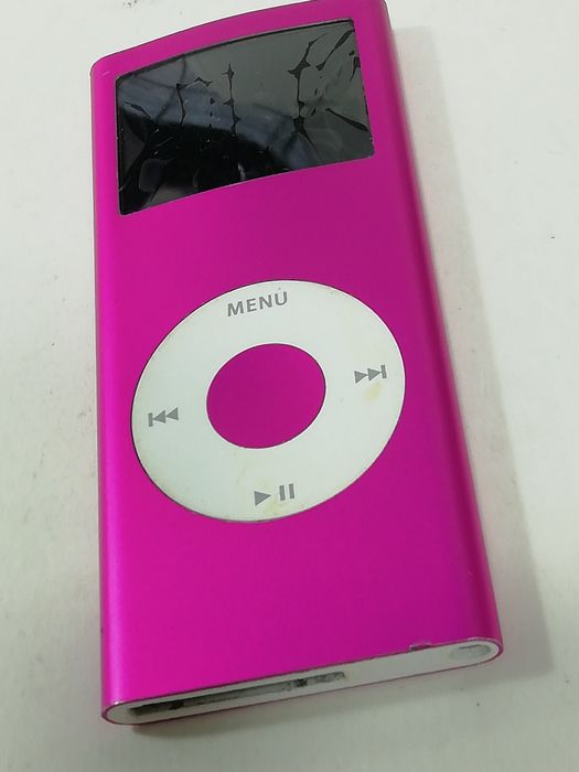 Apple iPod A1199 "4gb'