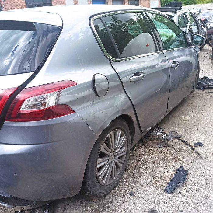 Peugeot 308 GT T9 1.6 Blue HDI DV6FC KCA samochody na części