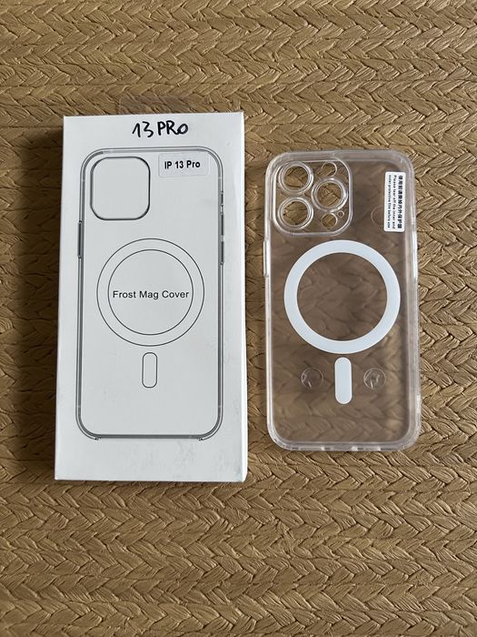 Etui Clear Matte do Apple iPhone 13 Pro z MagSafe + szkło / nowe