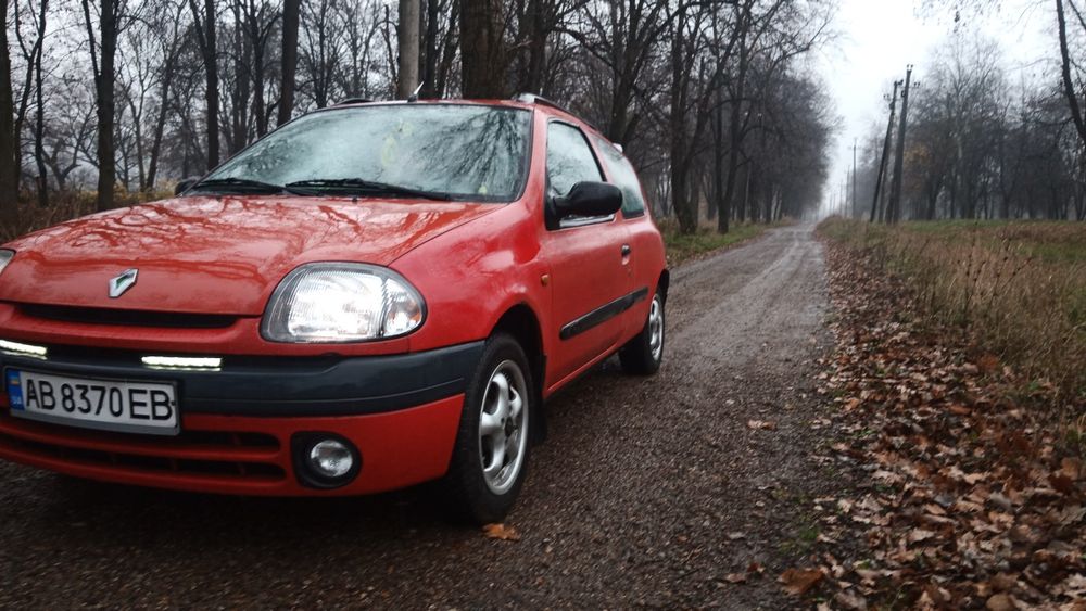 Renault Clio 2 1999 р 2000 $