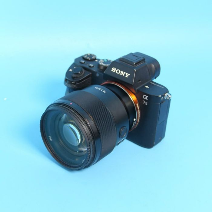 Sony A7 II (Alpha 7 II) + Sony FE 85mm F1.8. Пробіг 11513 кадрів. Sony A7 II (Alpha 7 II) + Sony FE 85mm F1.8 Пробег 11513 кадров. Повнокадровий бездз