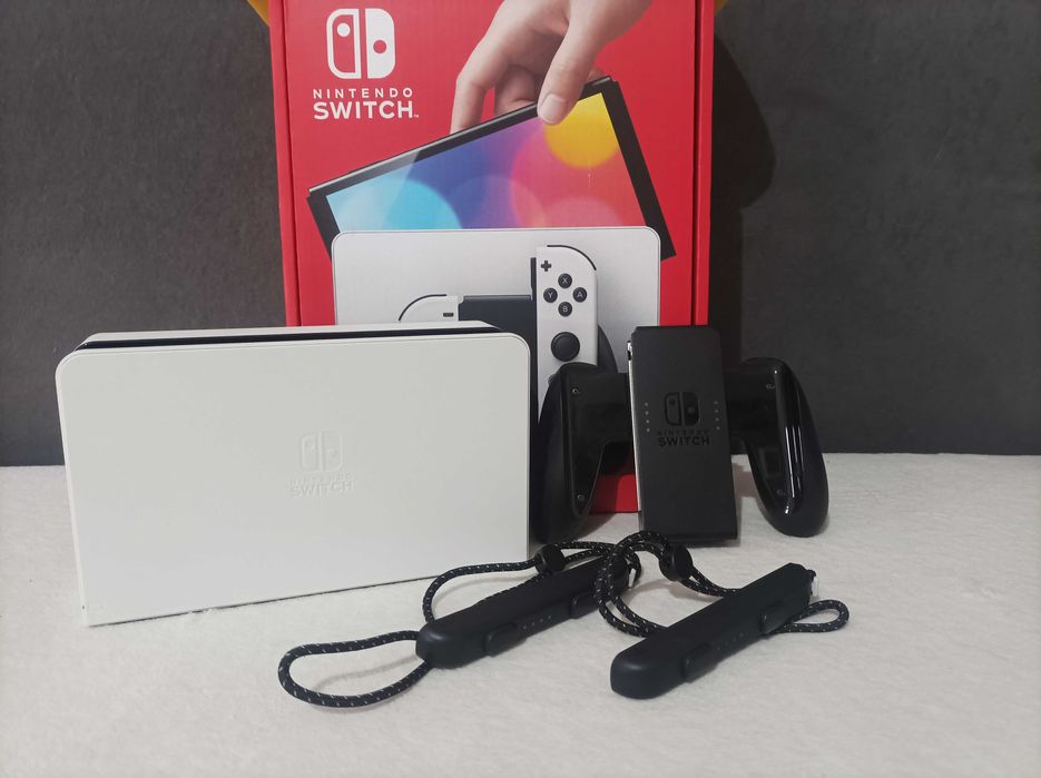Konsola Nintendo Switch OLED Biała | Kompletny zestaw + NeoGrip i Etui