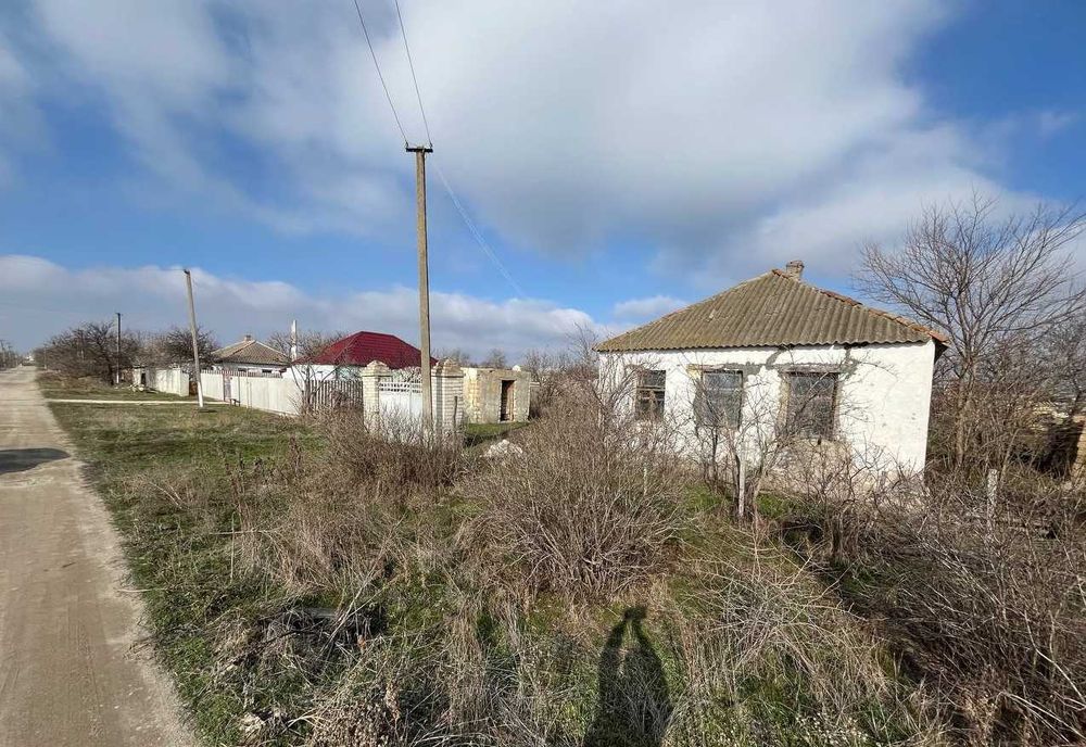 Продам дом с земельным участком 15 соток в  предместье города