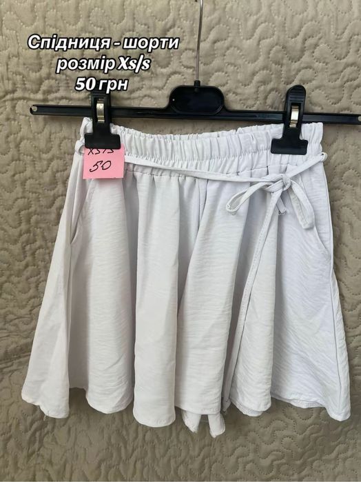 Продам одяг б/у в хорошому стані