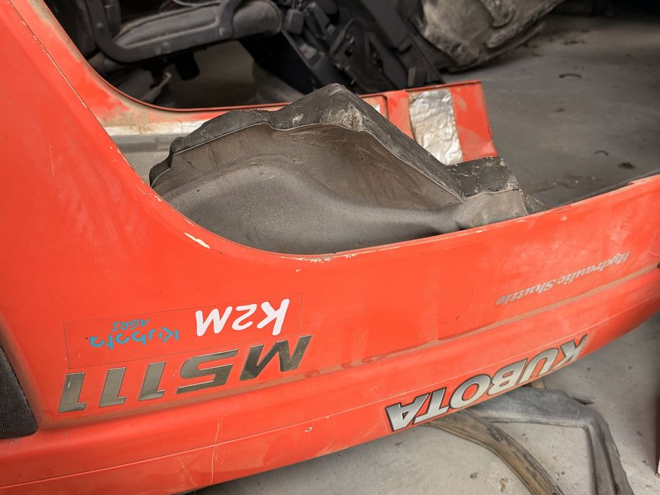 Maska kubota m511 m95 m85