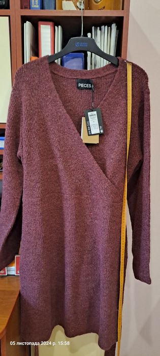 Продам нову сукню