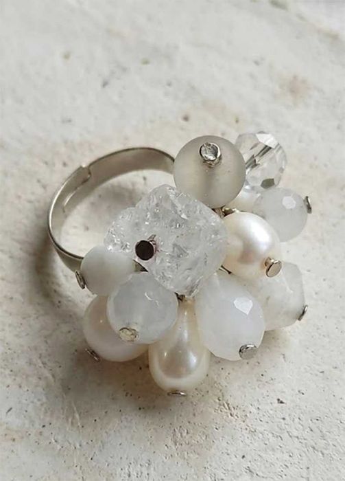 Кольцо с жемчугом и хрусталем, жемчуг, хрусталь