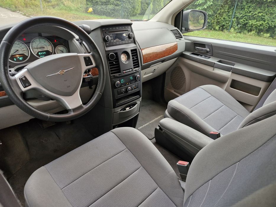Chysler Grand voyager 2.8 crd  7 osob