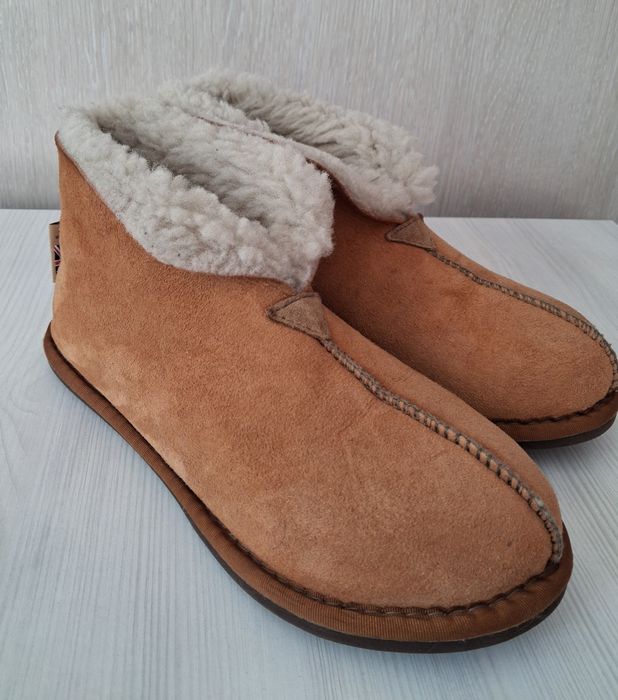 Тапочки уги з натуральної овчини Celtic&Co