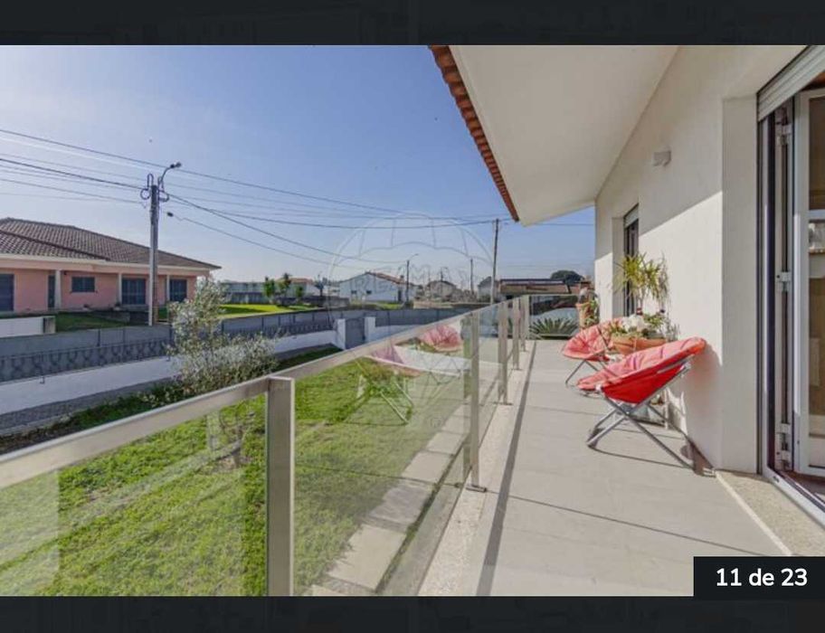 Moradia T3 com muito espaço exterior