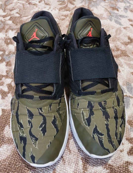 Nike Air Jordan Relentless