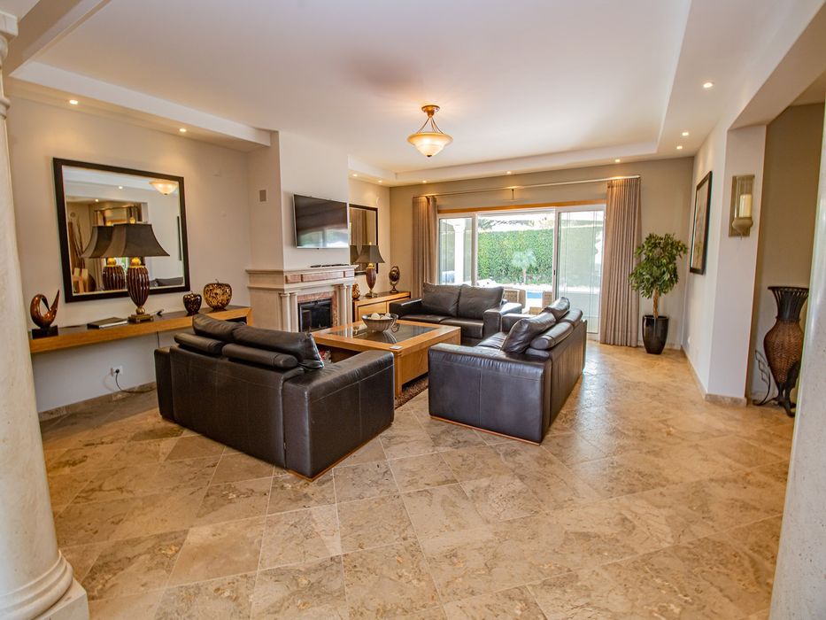 Conjunto de Elegantes Peças Decorativas em vidro