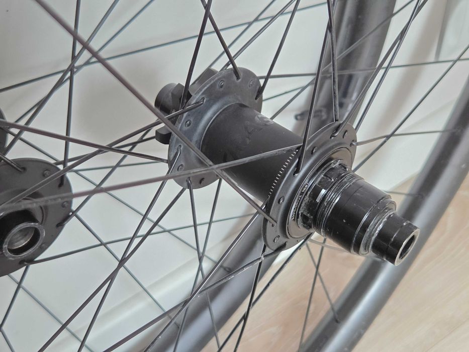 Koła Bontrager Line ELITE 30 carbon 29" boost