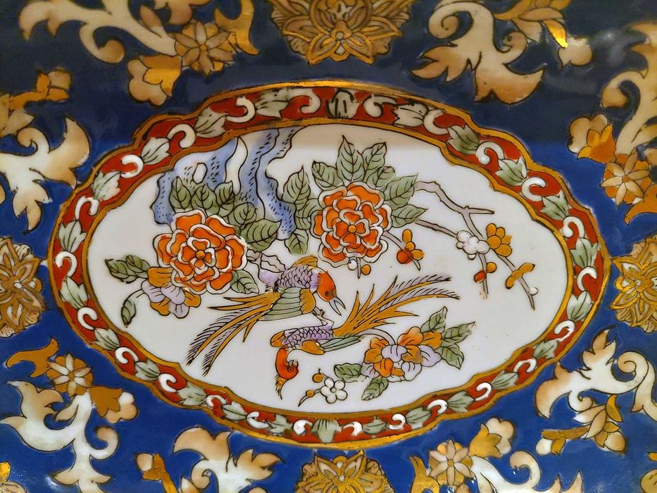 Travessa louça chinesa com decoração policromada