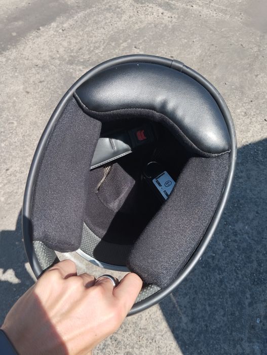 Продам мотошлем Bieffe