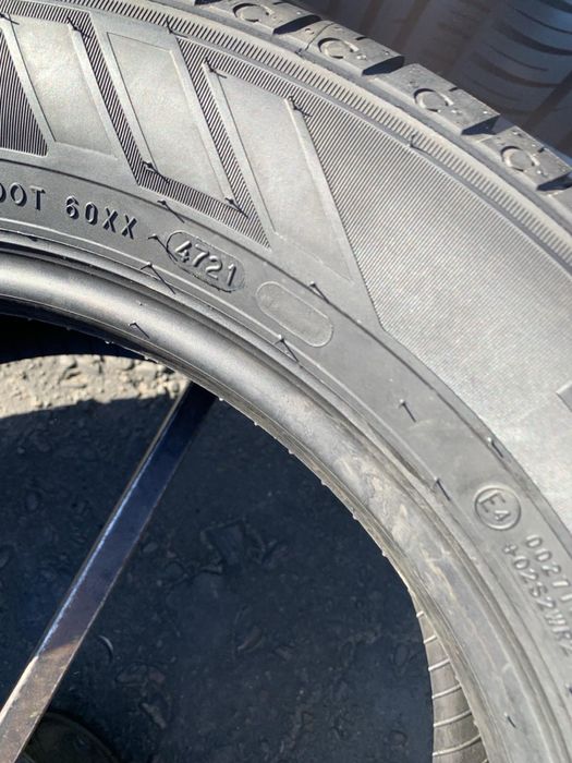 Шини нові 215/60 R16C пара Nokian літо,
