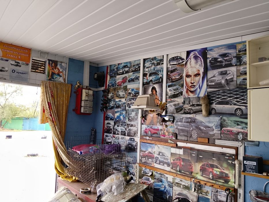 Продам гараж на песках