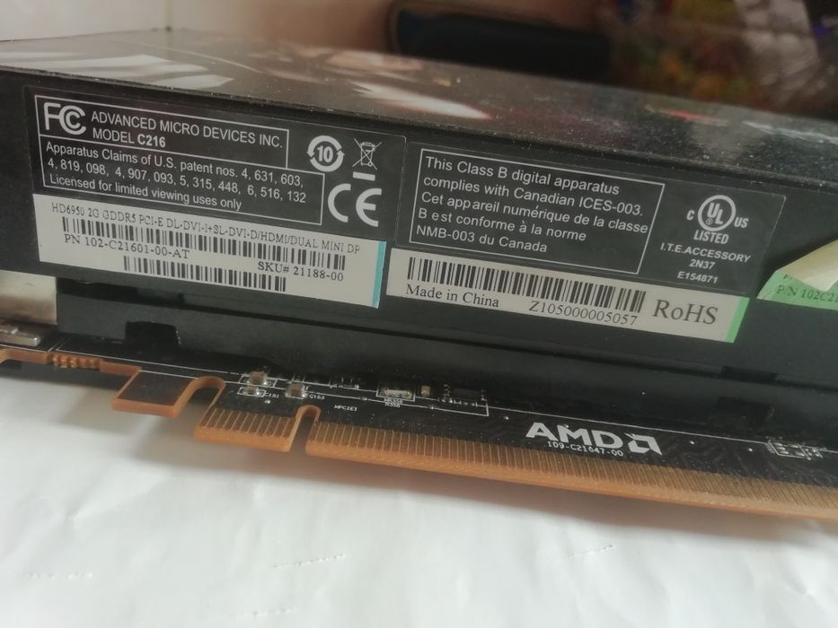Відеокарта AMD Radeon HD 6950 2GB