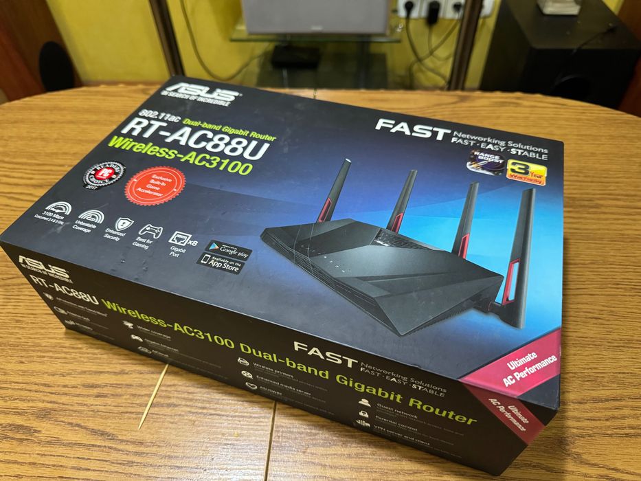Потужний ігровий роутер Asus RT-AC88U (AC3100) – 8 портів
