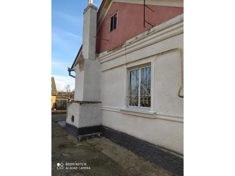 Продам комерційну будівлю 120кв.м.