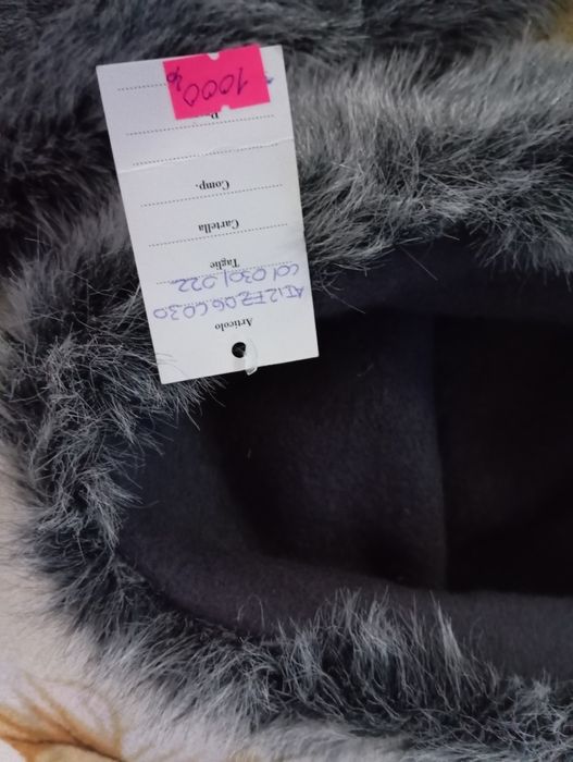 Елегантний жіночий зимовий комплект