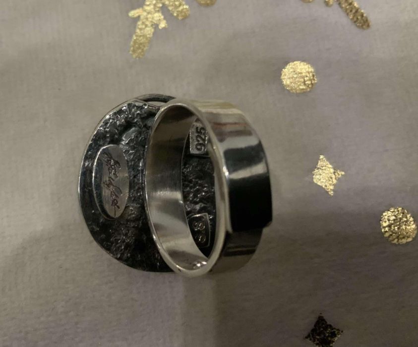 Pierścionek z bursztynem srebro 925