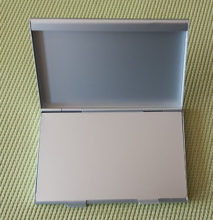 Wizytownik metalowy na wizytówki (etui ) - Nowy