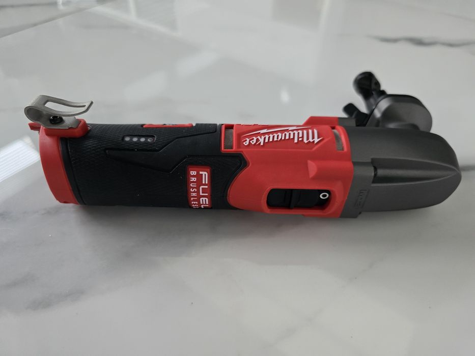 Nożyce do cięcia blachy Milwaukee M12 FNB16 nowe