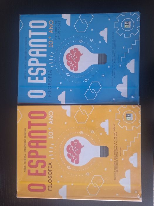 Manuais Escolares 10° - Filosofia, Inglês e Espanhol