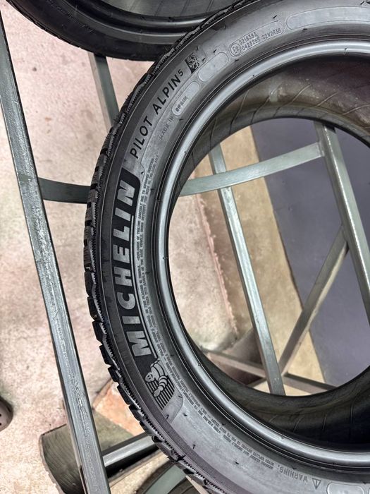 Шины БУ 255 40 225 45 R 18 Michelin pilot alpin 5 Разноширокий Зима