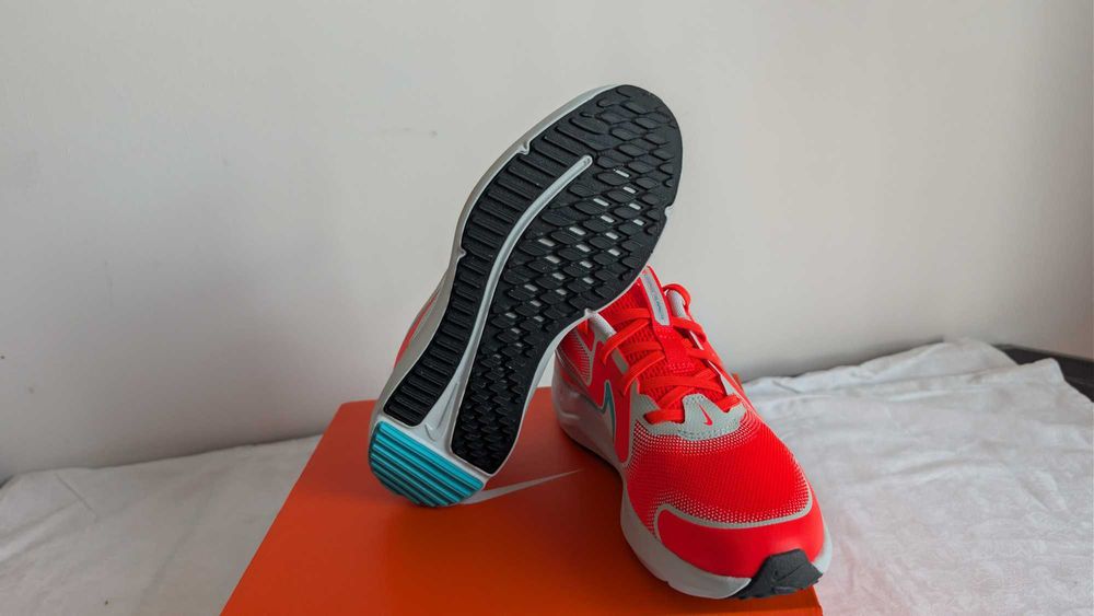 Buty sportowe Nike cosmic runner Gs 35.5 36.5 i 37.5 i 38 i 40