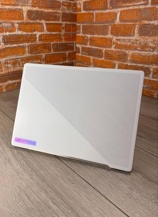 14’’ 2k 120Гц Asus ROG Zephyrus G14/RX 6700S 8gb/Ryz 9 6900HS/1tb/16gb