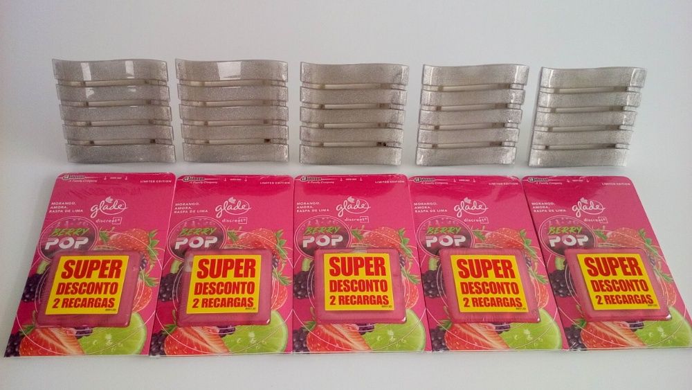 Invulgares ambientadores elétricos e recargas duplas - Glade Discreet