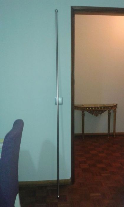 Varão de cortinado com 2metros + terminais bola do Leroy Merlin
