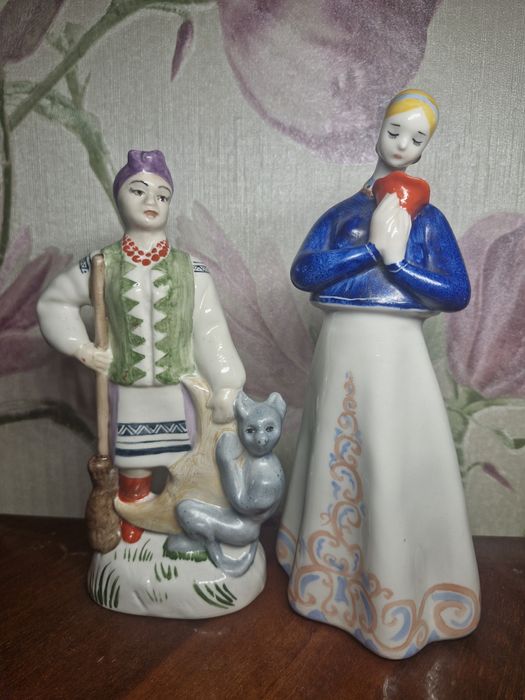 Фарфоровые статуэтки.  Фигурки.  Порцеляна.  Раритет.  Антиквариат.