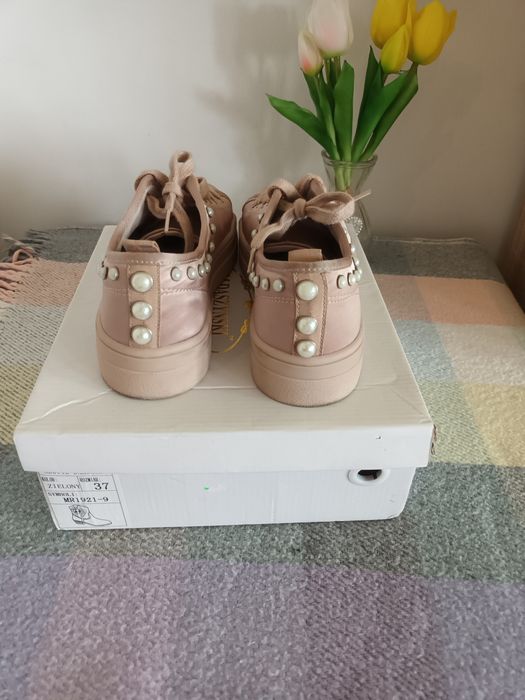 Buty damskie rozmiar 37 Zara Basic.