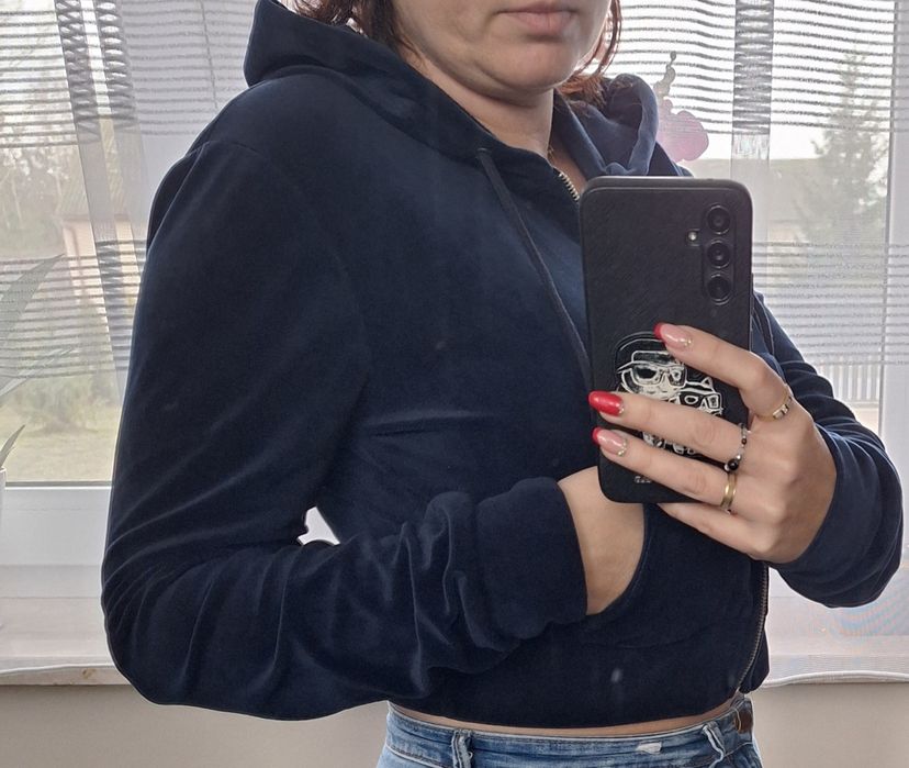 Bluza welurowa z kapturem