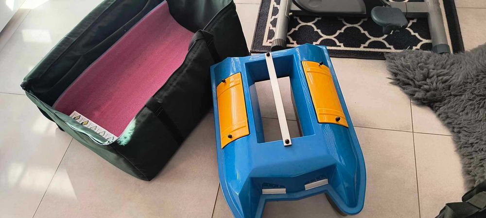 Łódka do wywozu zanęty super stan!