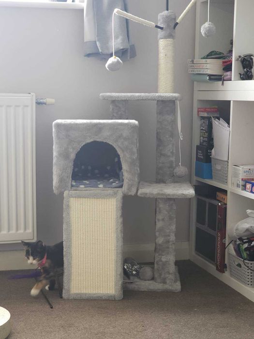 Drapak legowisko domek wysoki dla kota słupek do drapania NOWY 118 cm