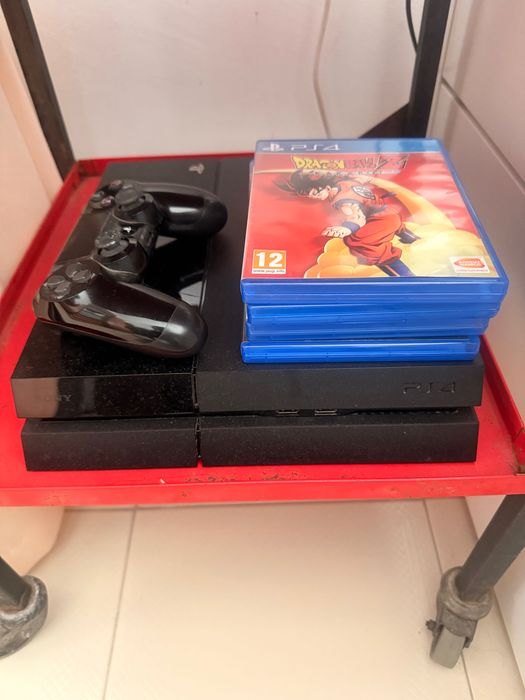 Ps4 500gb bem conservado