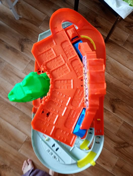 Hot Wheels Hw Ultimate Garage City Robo Beasts