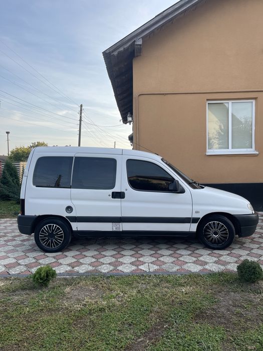 Peugeot Partner 2000рік