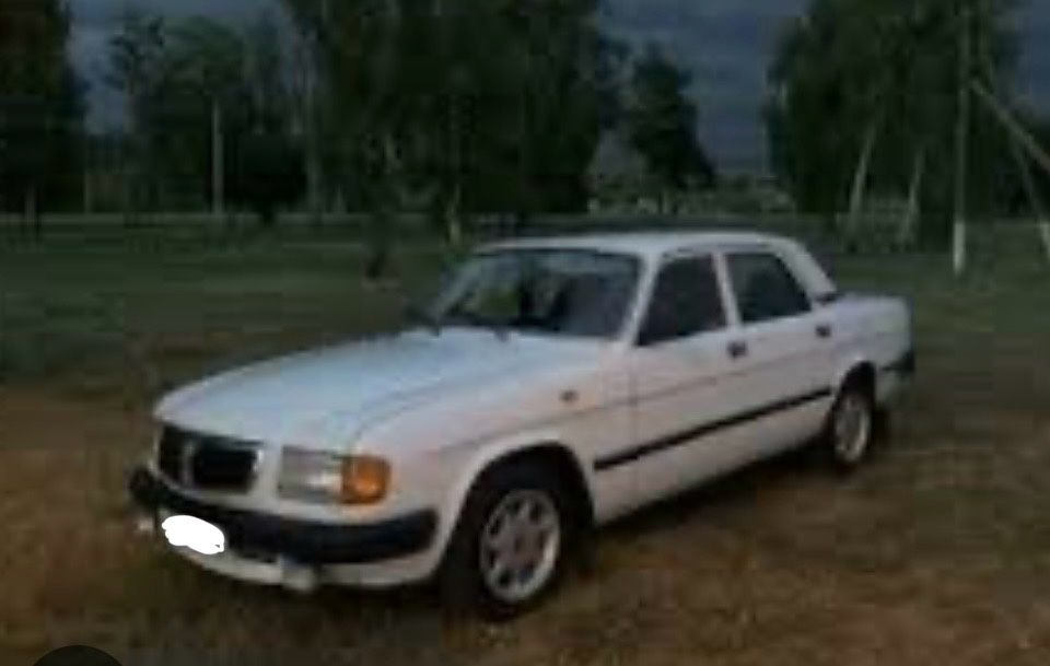 Продам ГАЗ 3110  білий колір рік випуску 2000