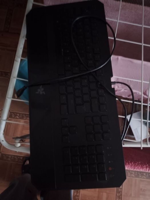 Продам клавиатуру игровую. Хорошая .