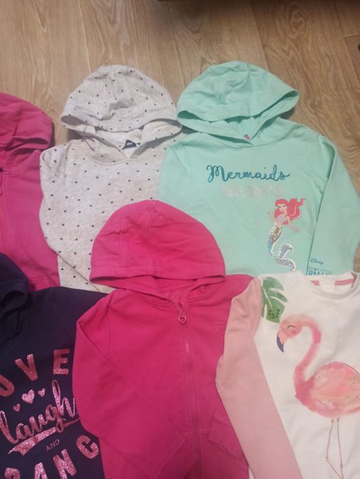 Продам набор кофт, толстовок на возраст 5-6 лет