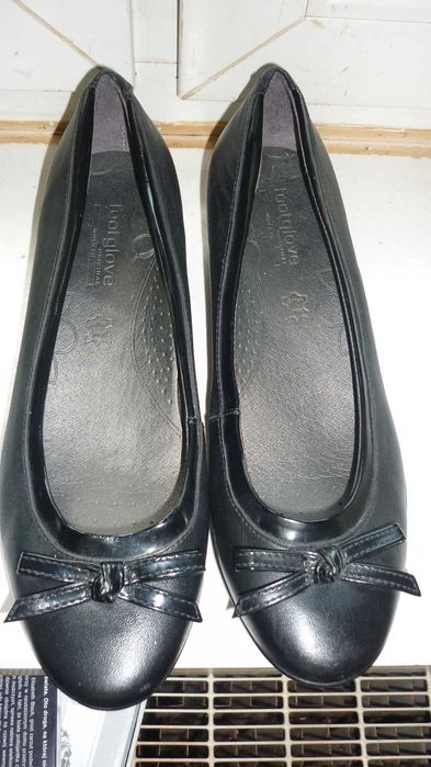 Footglove- skórzane czółenka  r; 40,5 szersze